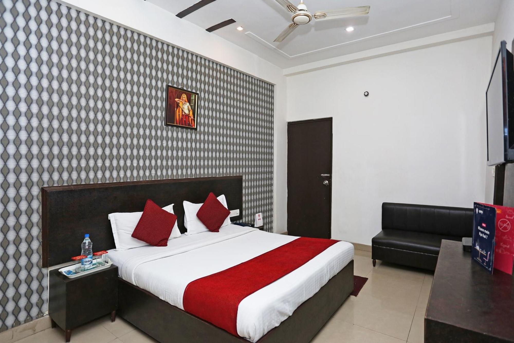 Hotel O Kanha Continental Agra  Kültér fotó