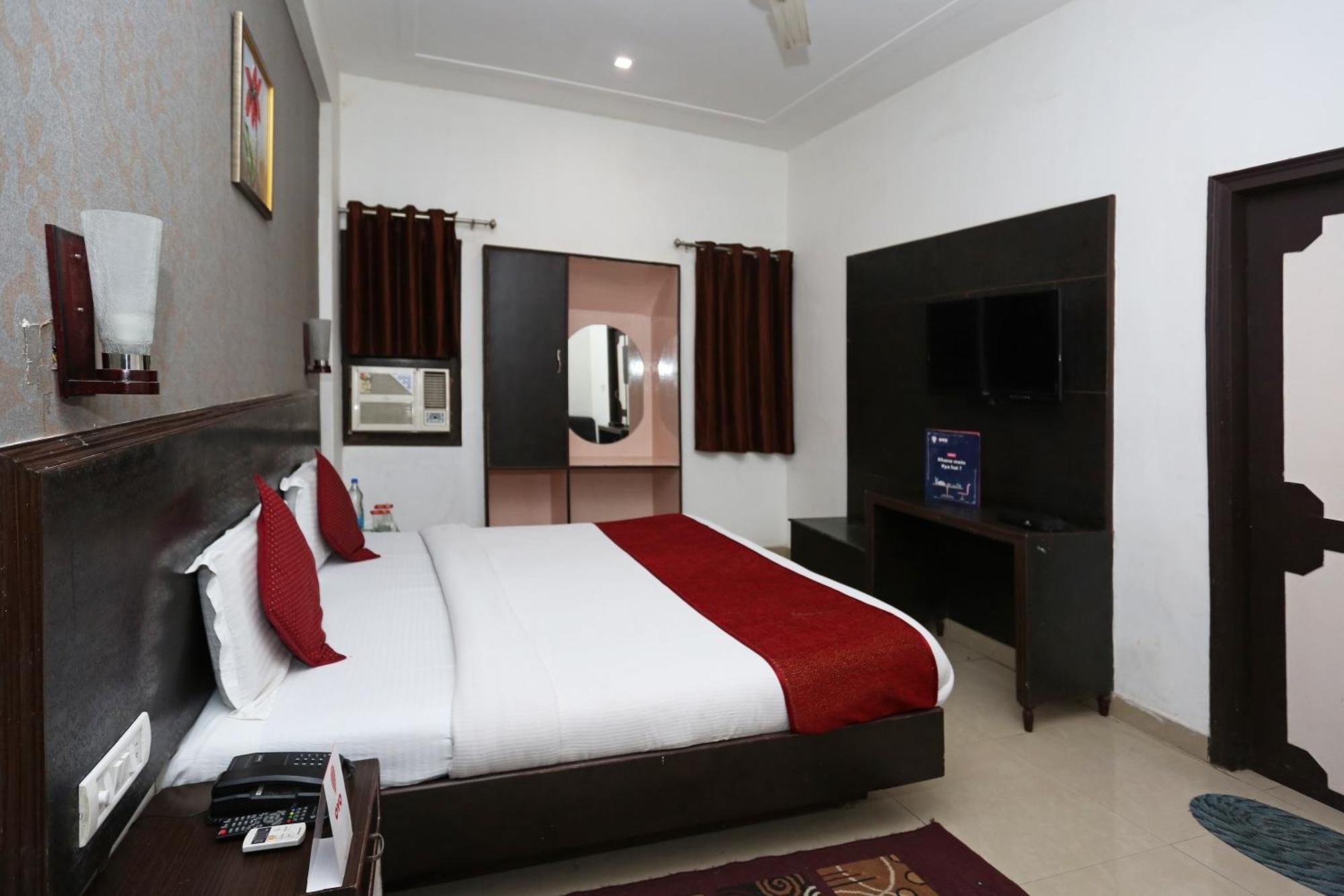 Hotel O Kanha Continental Agra  Kültér fotó