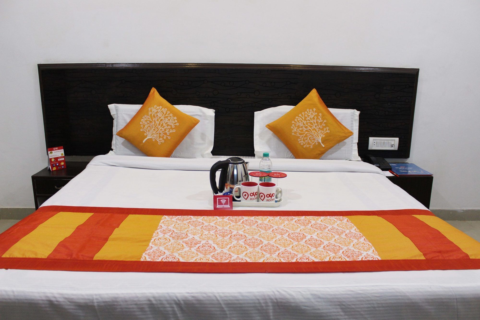 Hotel O Kanha Continental Agra  Kültér fotó